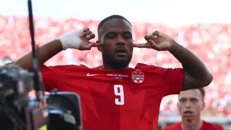 Cyle Larin ចូលលេងជាកីឡាករបម្រុងស៊ុតសង្គ្រោះកាណាដា ឱ្យស្មើបូស្នី ១-១ ក្នុងព្រឹត្តិការណ៍ World Cup